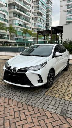 TOYOTA YARIS 1.5 16V FLEX XLS CONNECT MULTIDRIVE TOYOTA YARIS 1.5 16V FLEX XLS CONNECT MULTIDRIVE